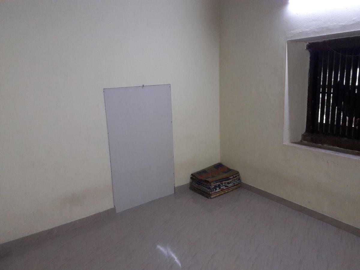 Devasthanam Lodge Thiruvananthapuram Zewnętrze zdjęcie
