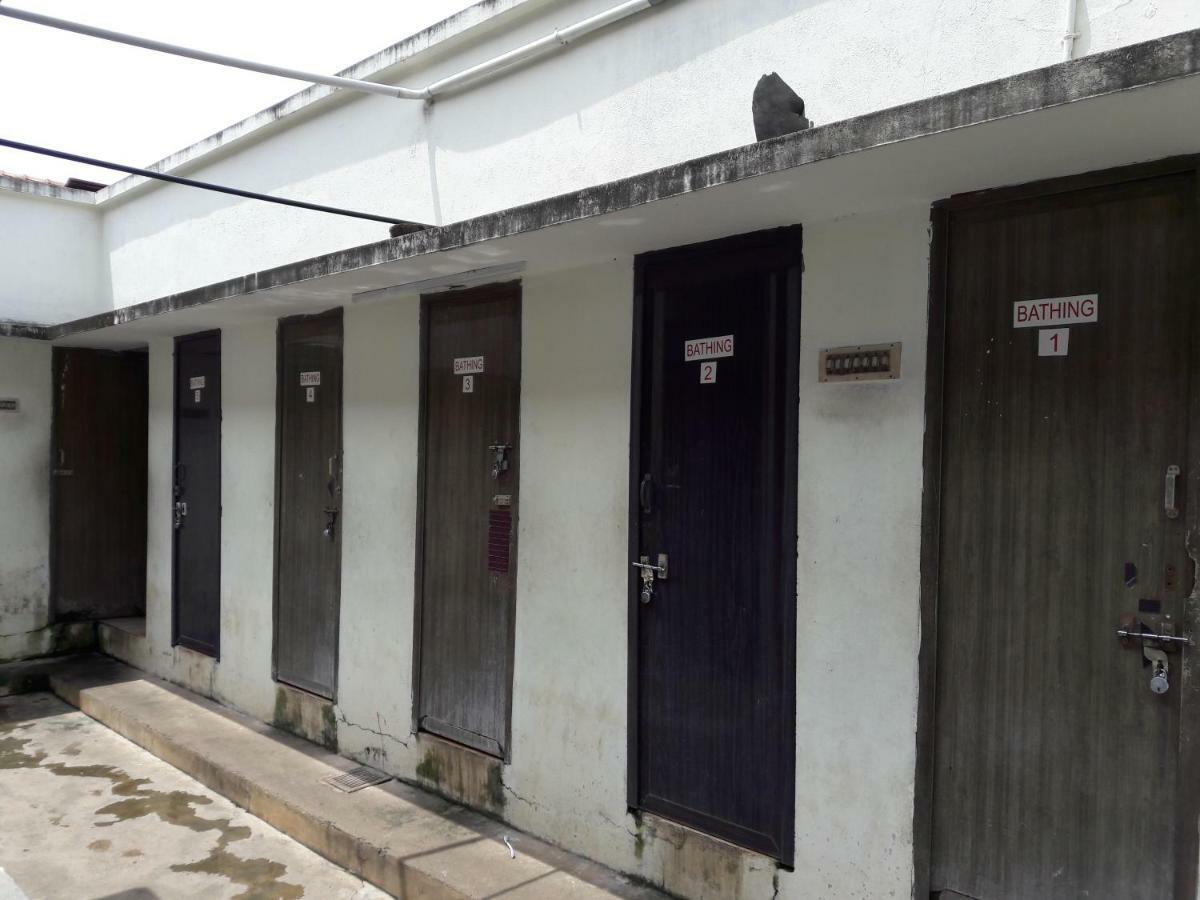Devasthanam Lodge Thiruvananthapuram Zewnętrze zdjęcie